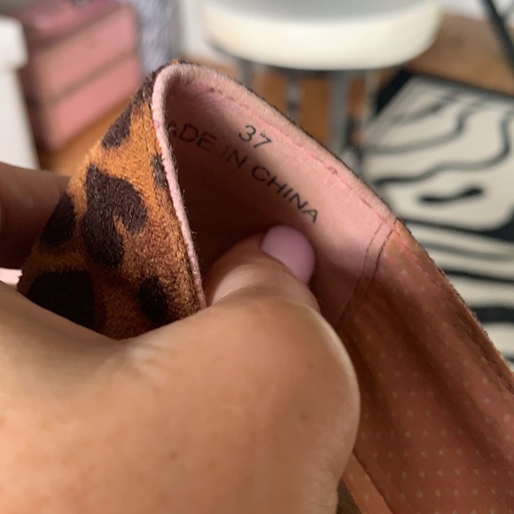 Leopard flats with bows by Madden Girl size 7 - Picture 9 of 10